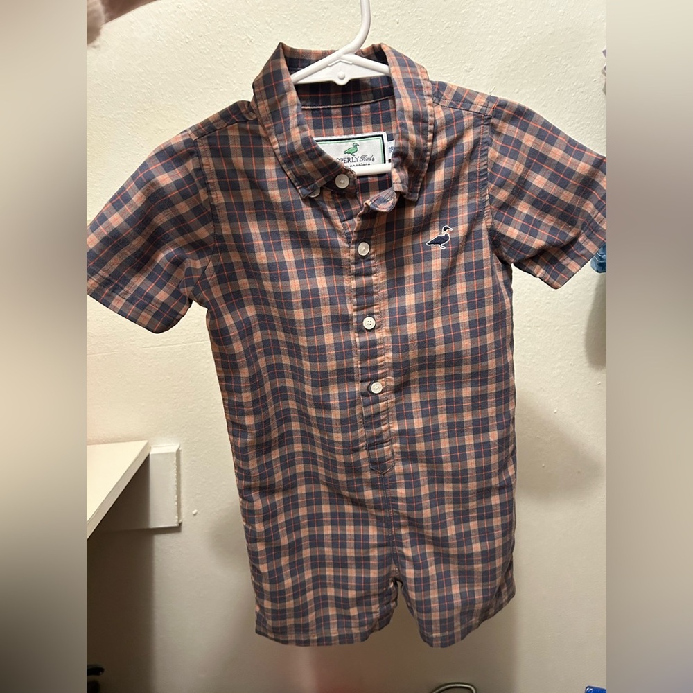 NWOT Properly Tied boys romper (18m)